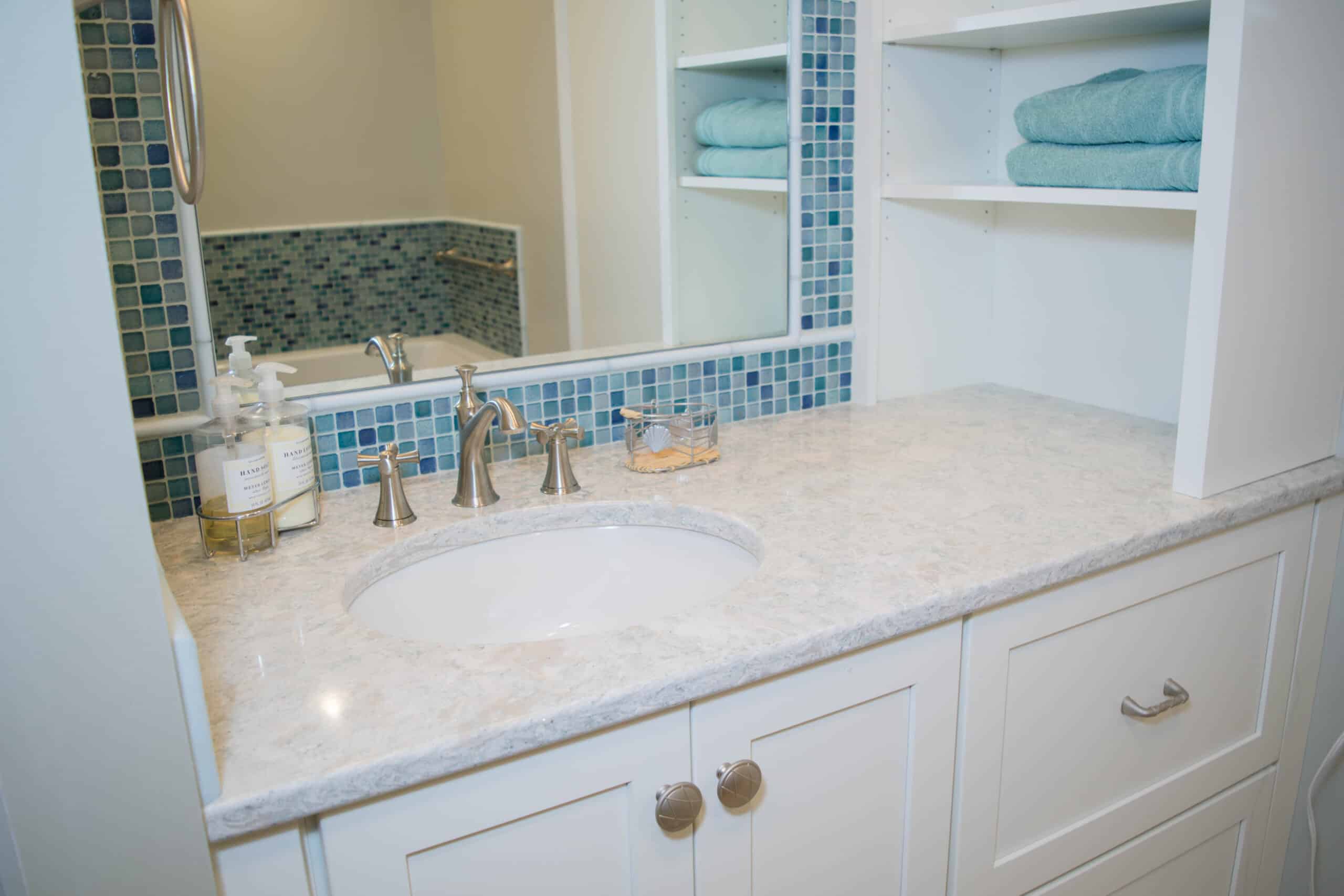 Chic Bathroom Remodel (B-115) - Harrisburg Kitchen & Bath - Chic Bathroom Remodel (B-115) - Harrisburg Kitchen & Bath