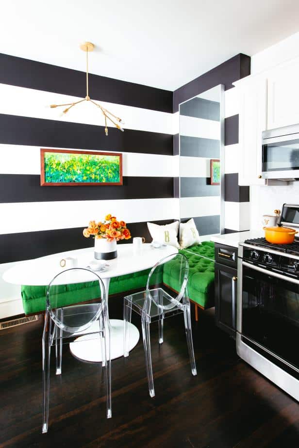 Horizontal Stripes in Eat-in Kitchen